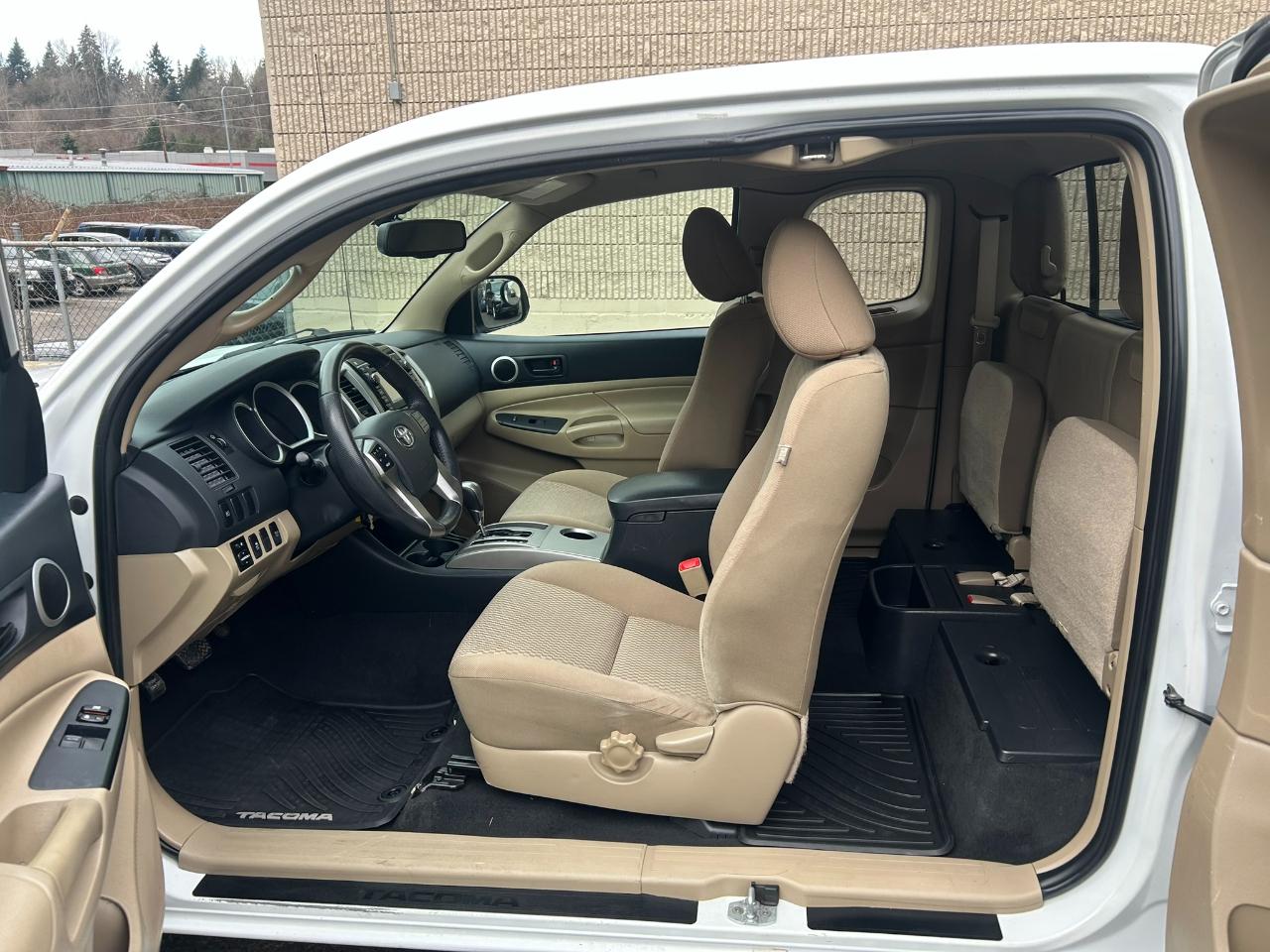 Toyota Tacoma Access Cab V6 Auto 4WD 2013