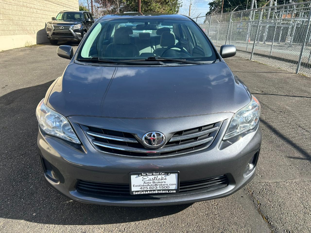 Toyota Corolla LE 4-Speed AT 2013