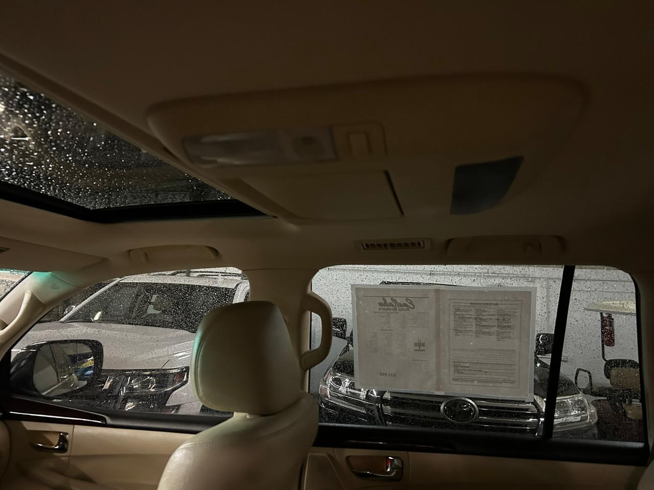 Lexus LX 570 Sport Utility 2011