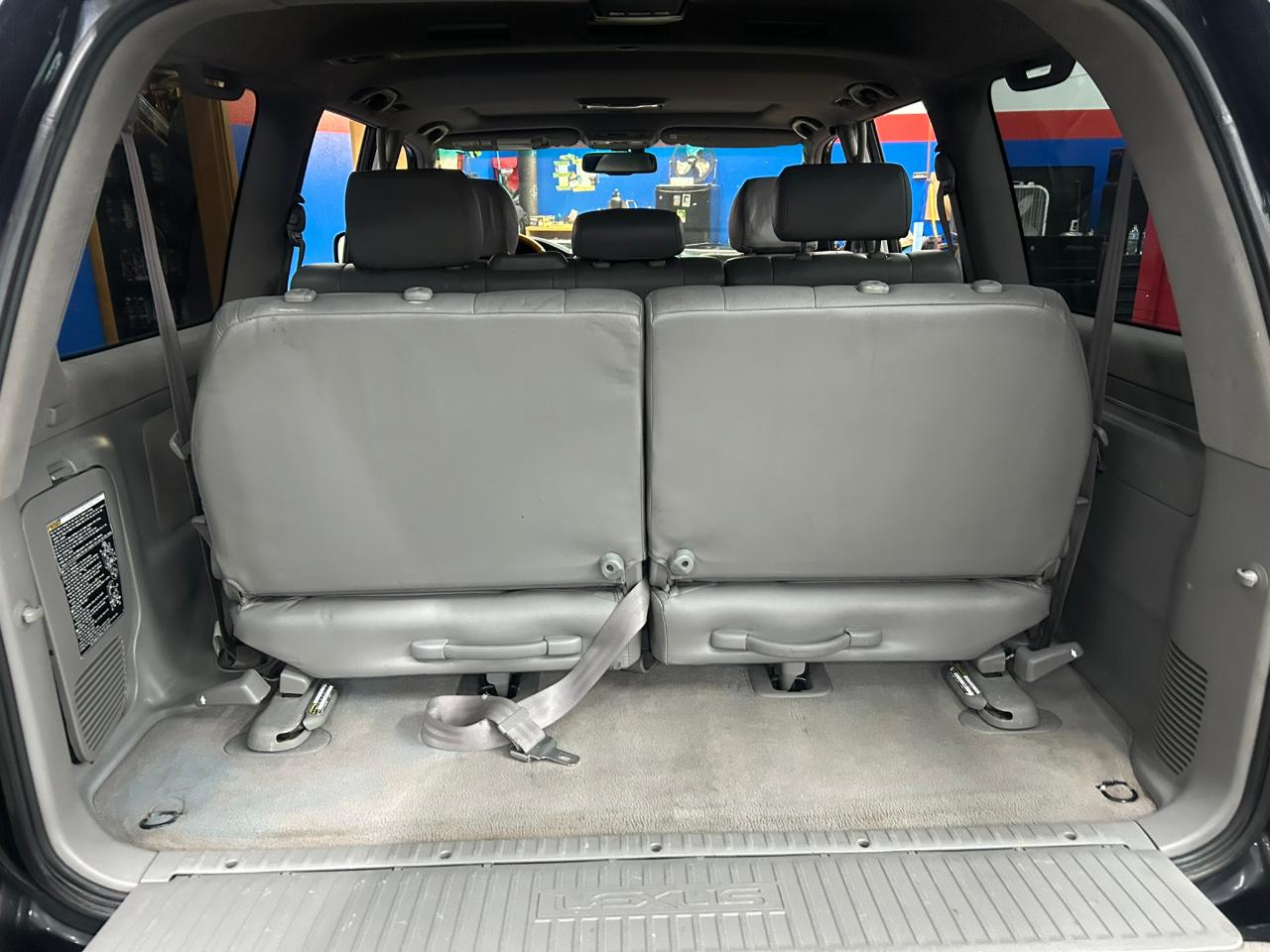 Lexus LX 470 Sport Utility 2006