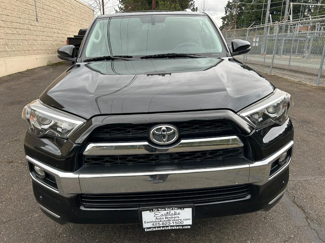 Toyota 4Runner Limited 4WD V6 2016