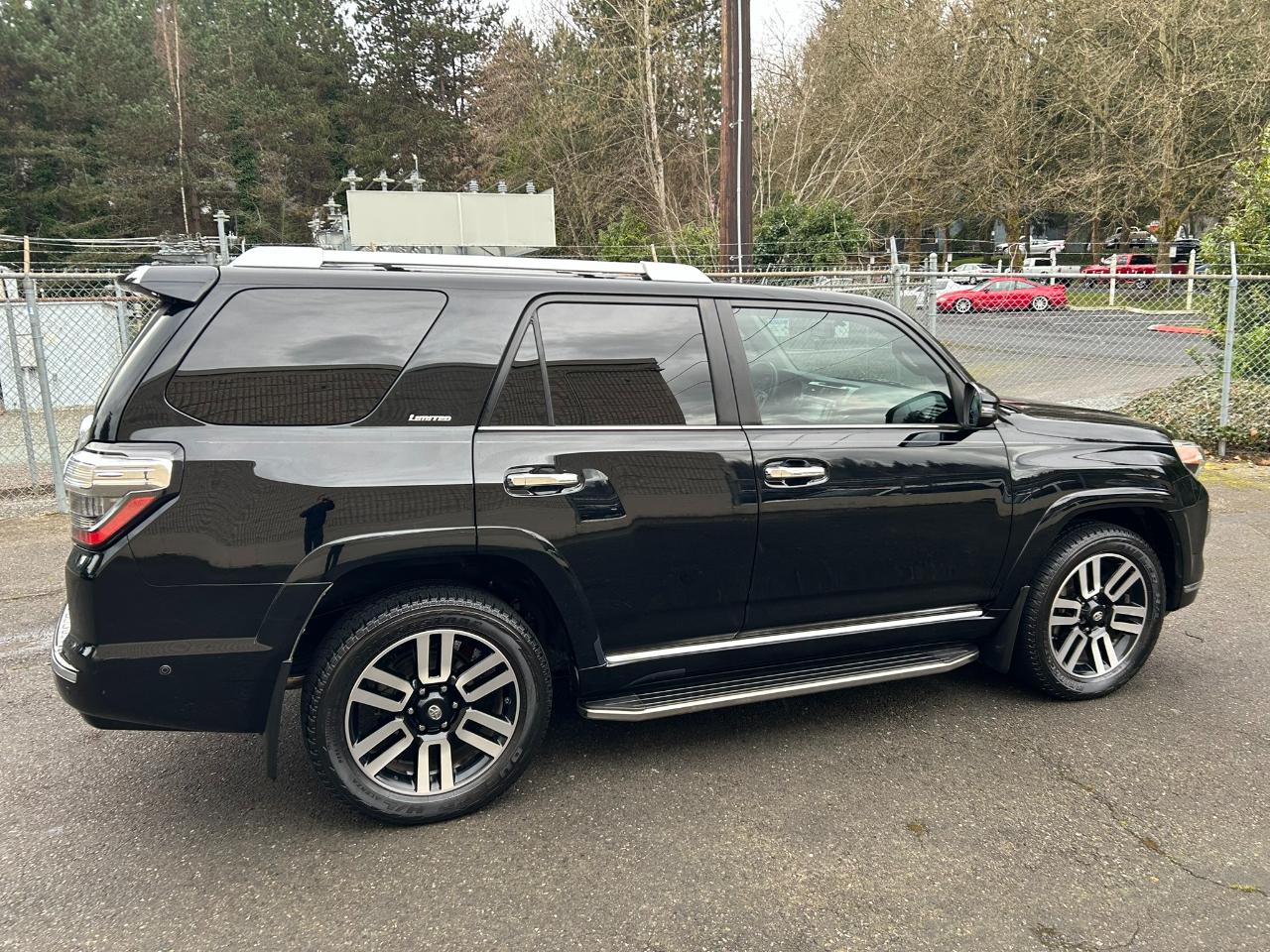 Toyota 4Runner Limited 4WD V6 2016