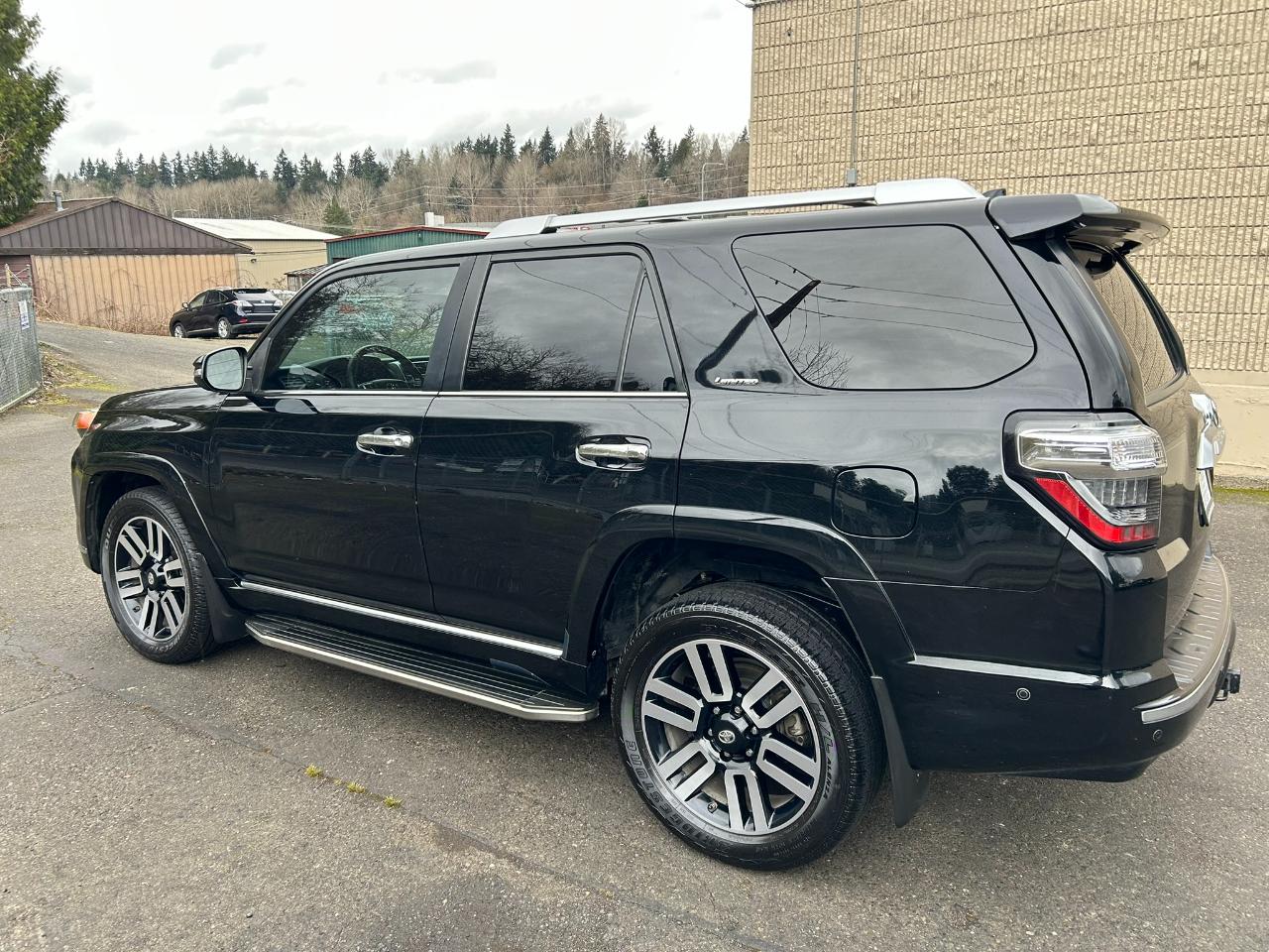 Toyota 4Runner Limited 4WD V6 2016