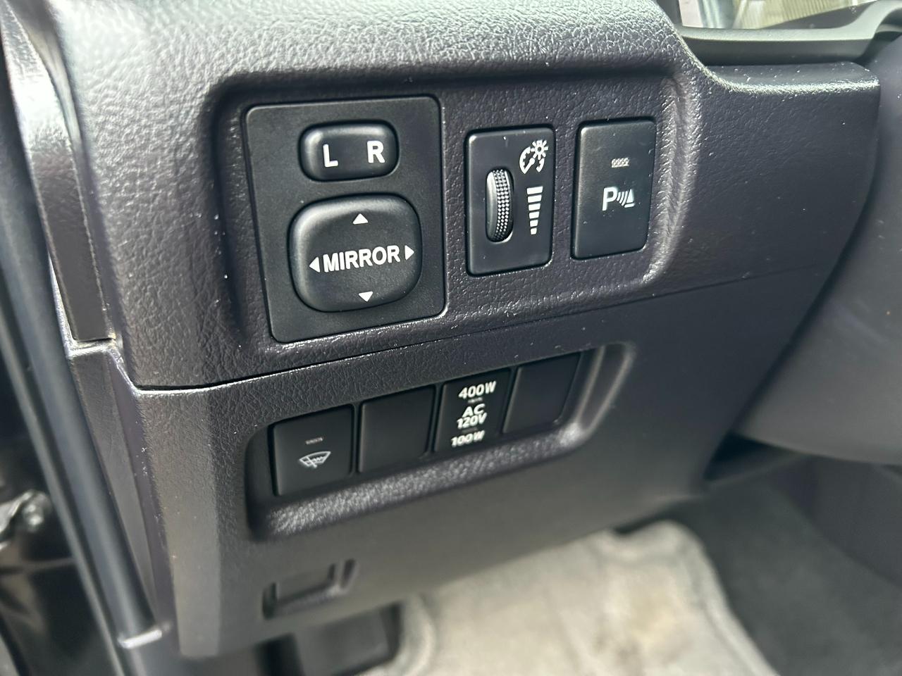 Toyota 4Runner Limited 4WD V6 2016