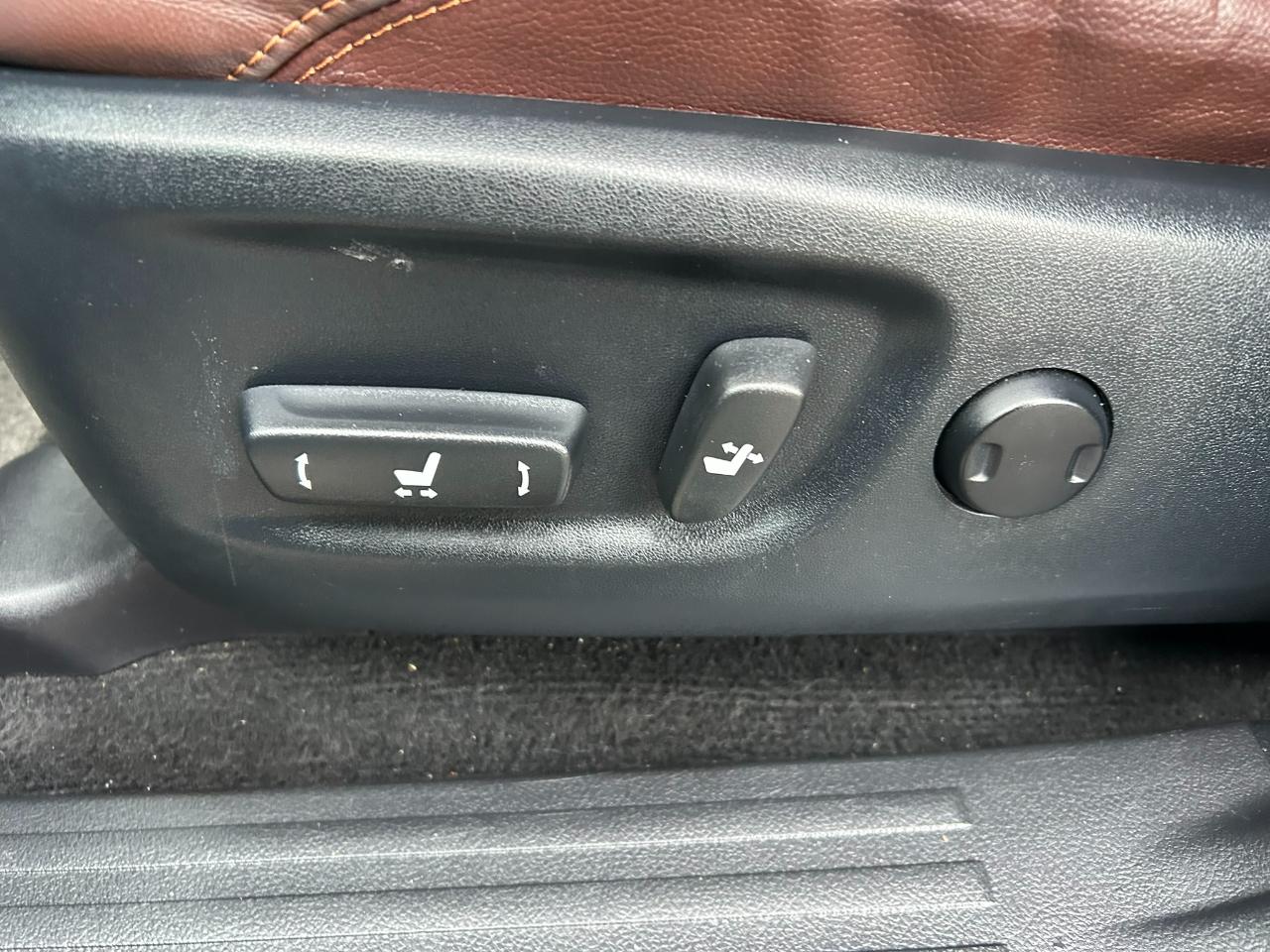 Toyota 4Runner Limited 4WD V6 2016