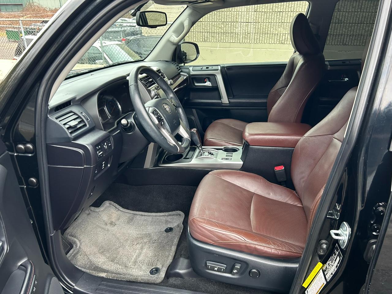 Toyota 4Runner Limited 4WD V6 2016