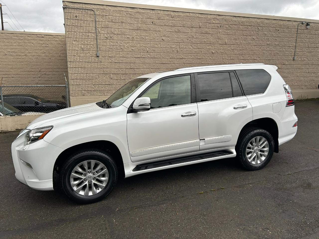 Lexus GX 460 Sport Utility 2014