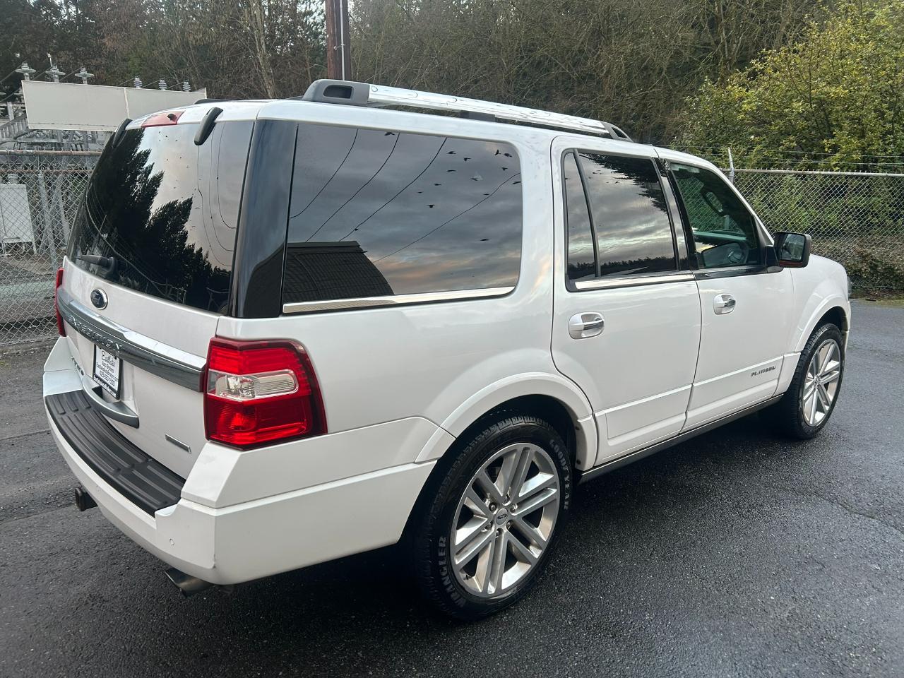 Ford Expedition Platinum 4WD 2016