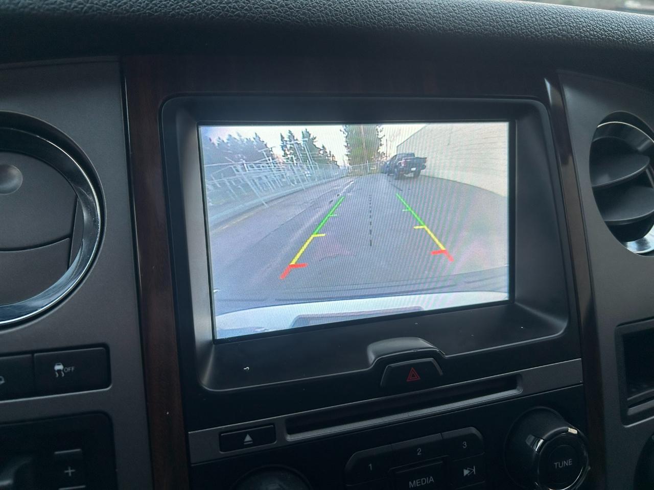 Ford Expedition Platinum 4WD 2016