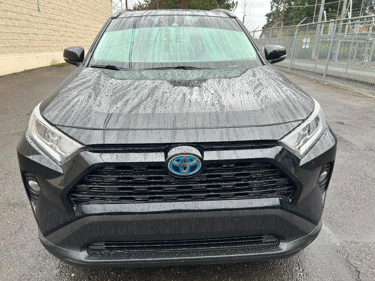 Toyota RAV4 Hybrid XLE 2020