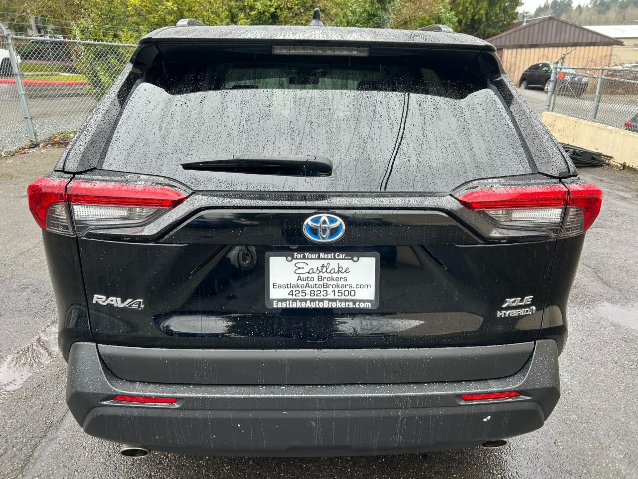 Toyota RAV4 Hybrid XLE 2020