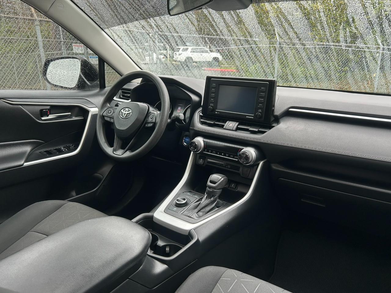 Toyota RAV4 Hybrid XLE 2020