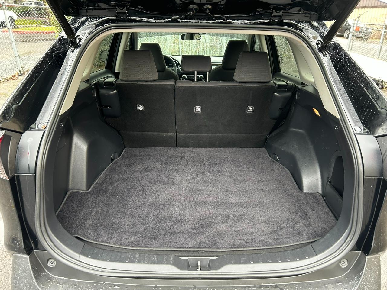 Toyota RAV4 Hybrid XLE 2020