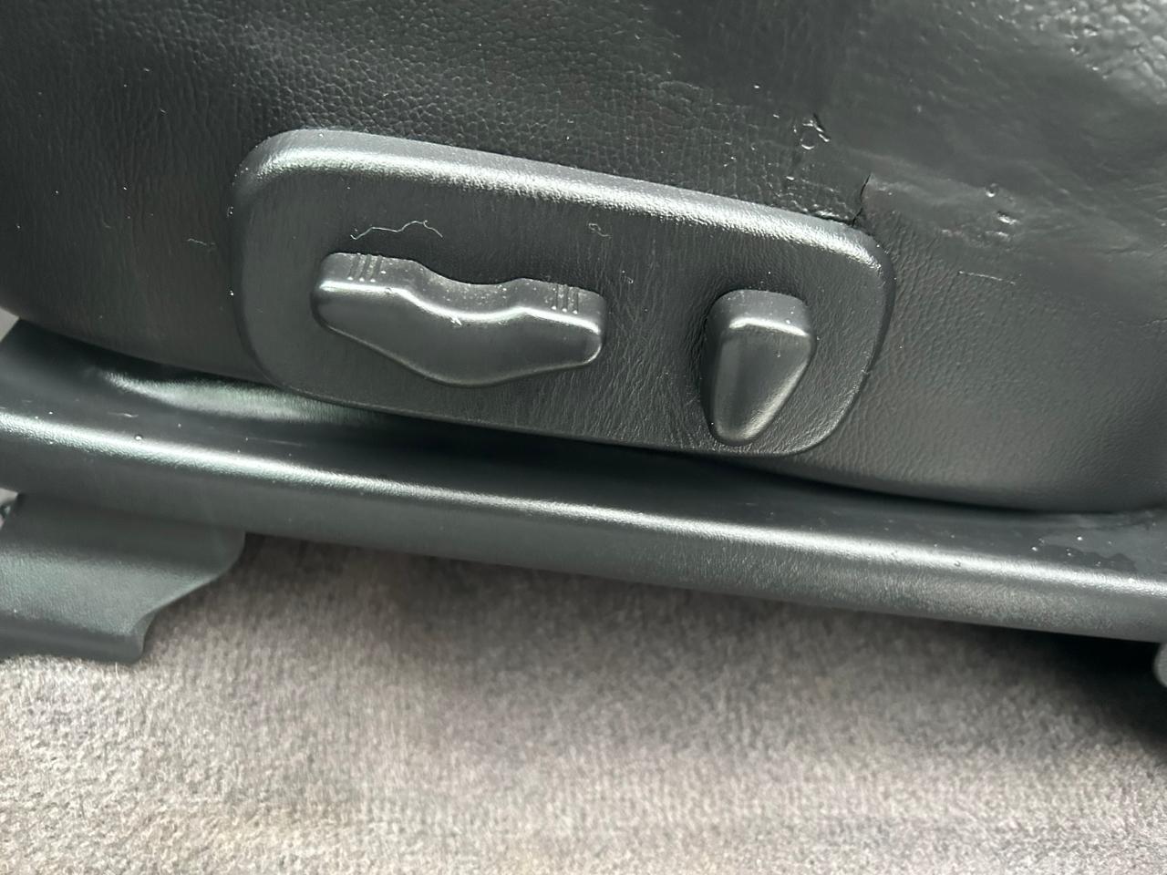 Infiniti QX4 4WD 2002