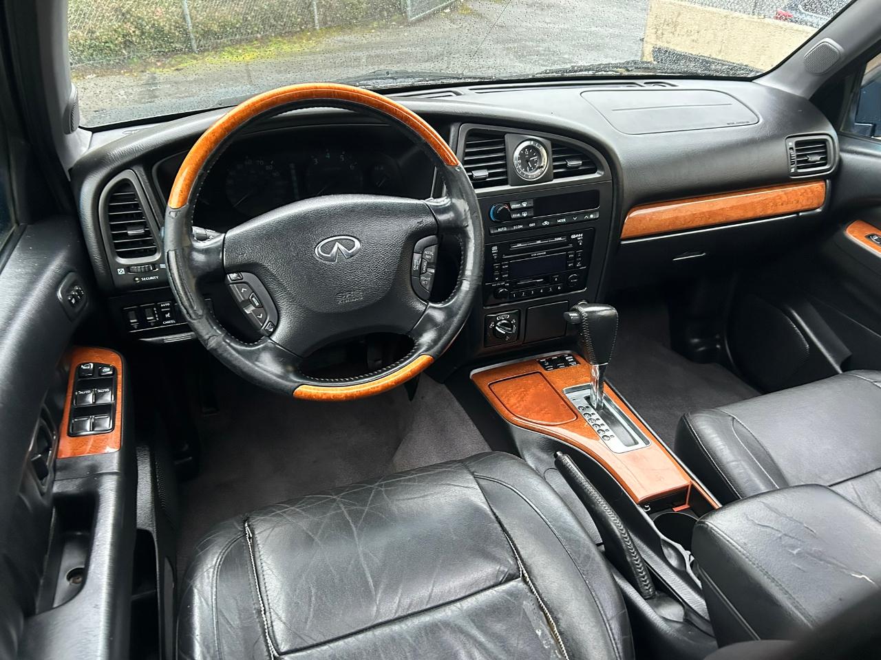 Infiniti QX4 4WD 2002