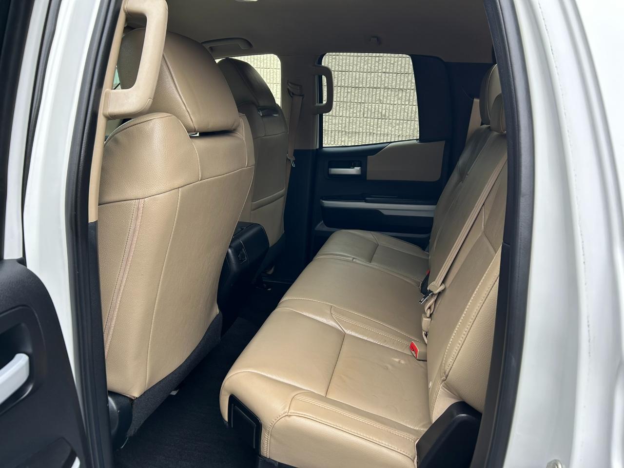 Toyota Tundra Limited 5.7L FFV Double Cab 4WD 2017