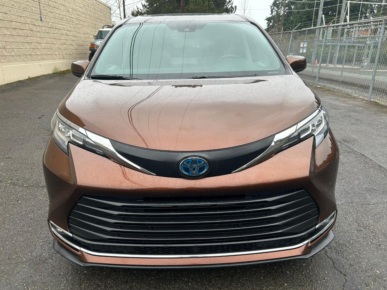 Toyota Sienna  2023