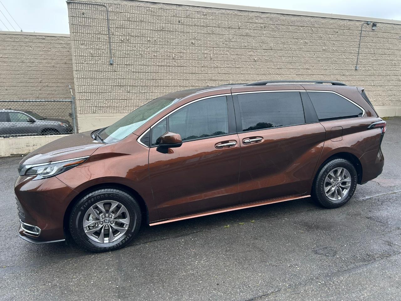 Toyota Sienna  2023