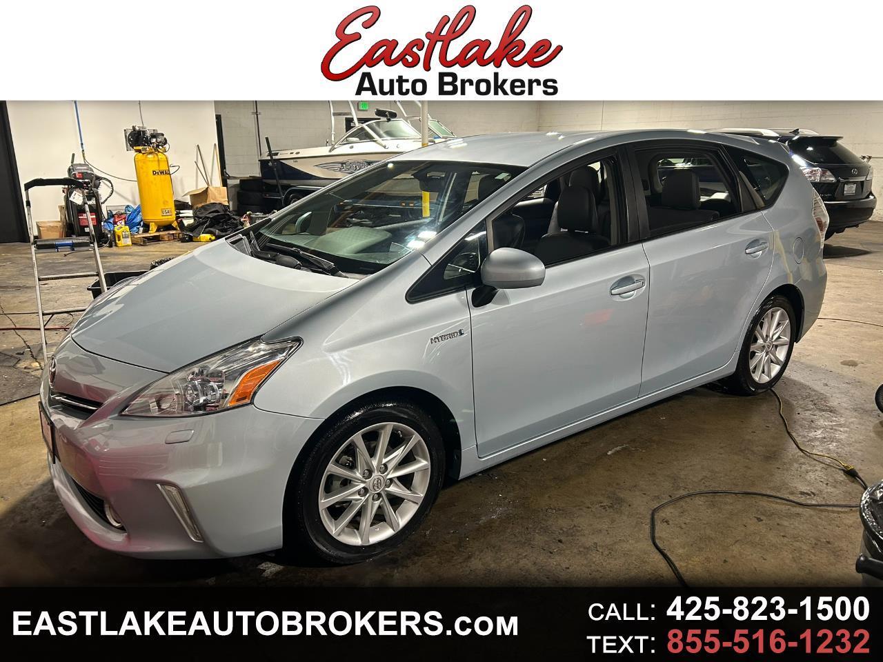 Toyota Prius V Five 2012