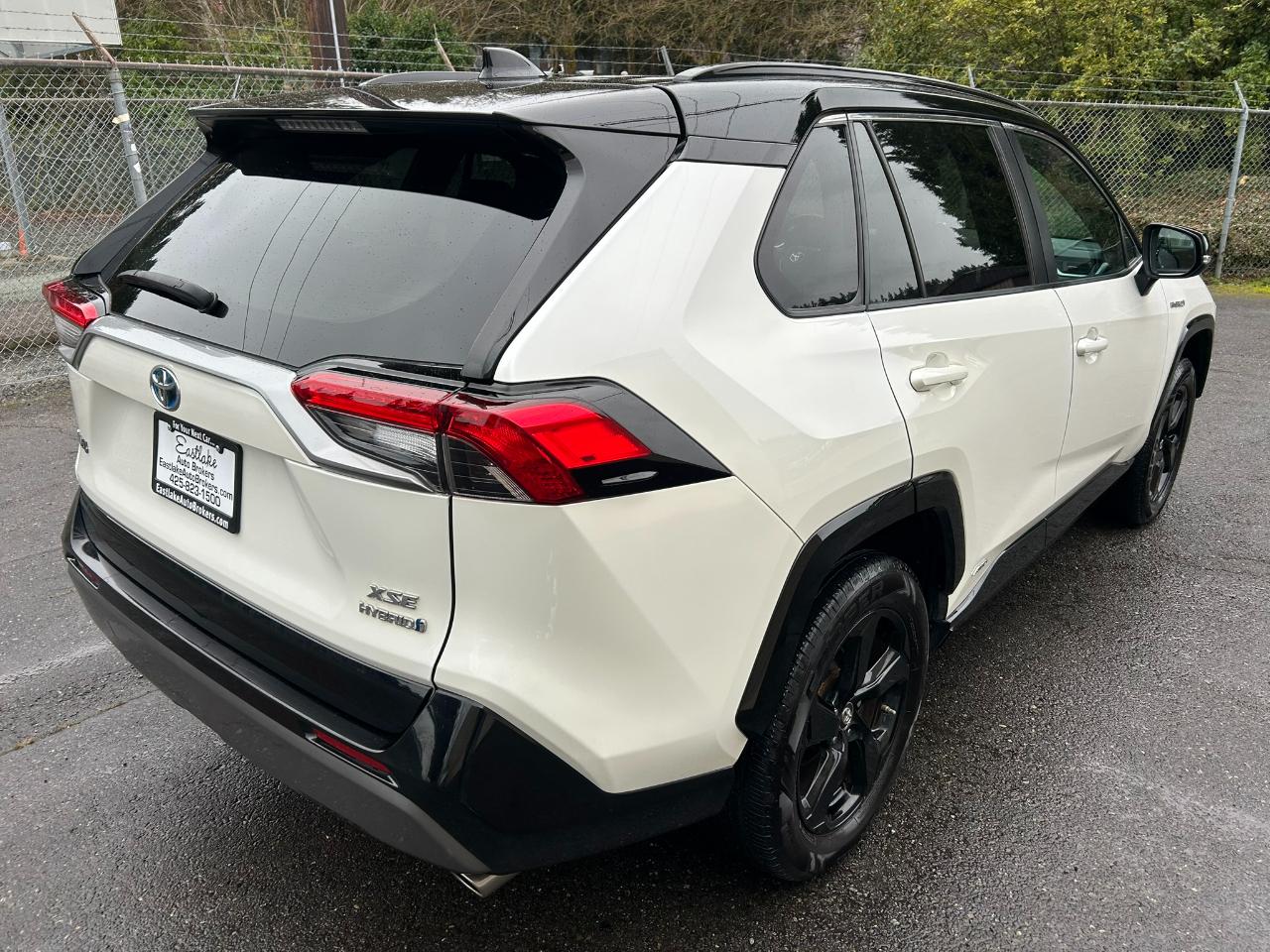 Toyota RAV4 Hybrid XSE 2019