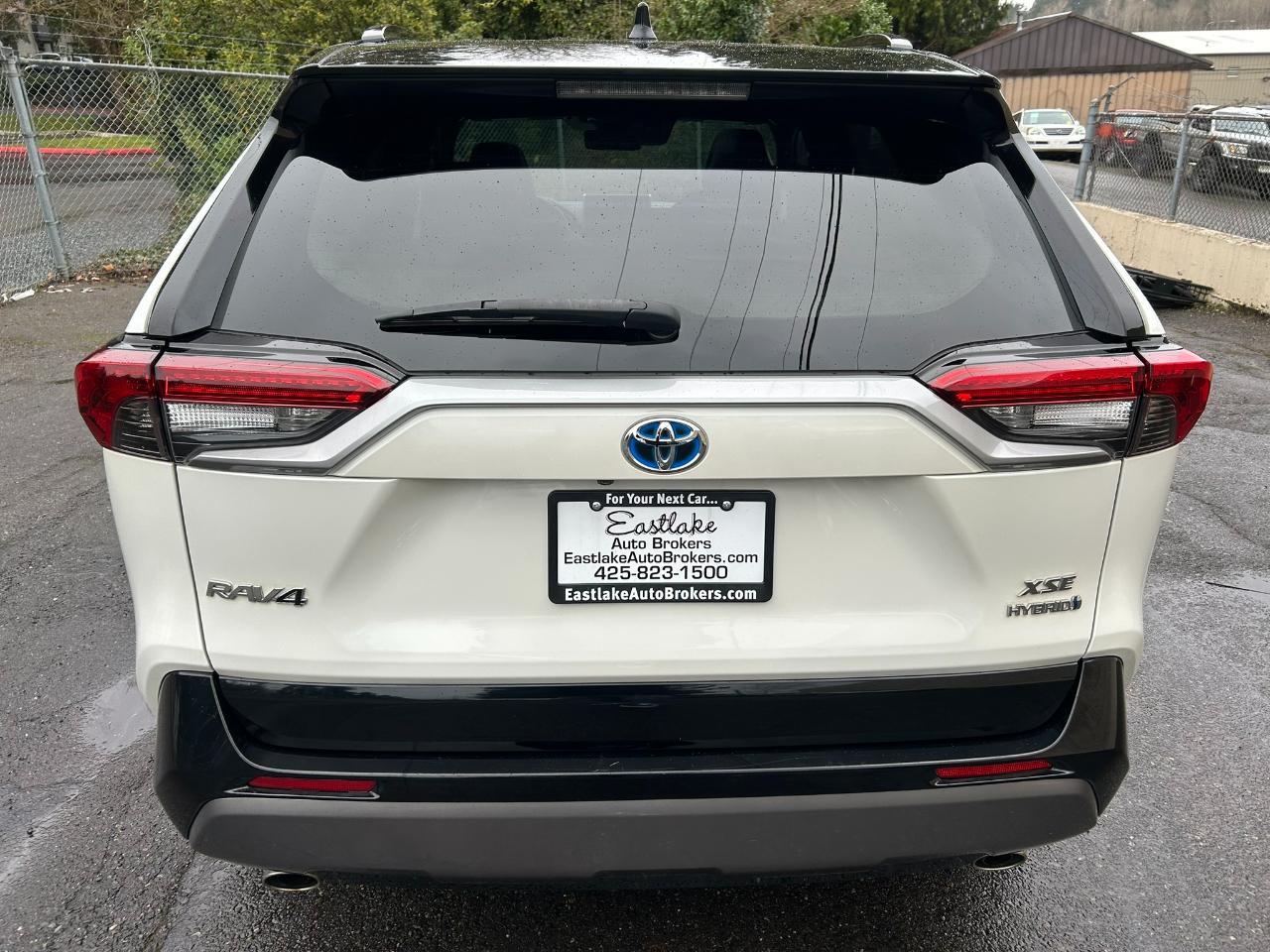 Toyota RAV4 Hybrid XSE 2019