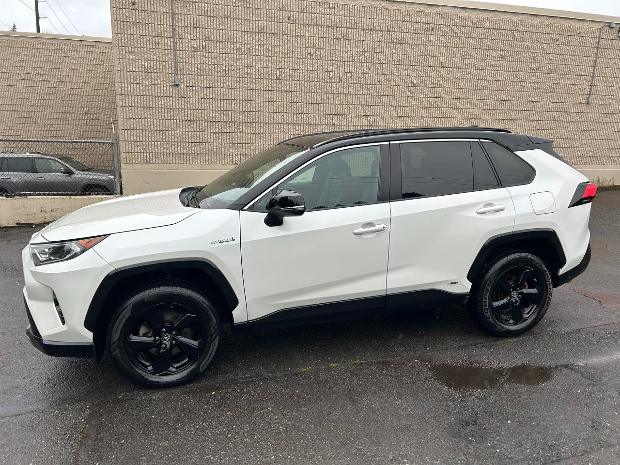 Toyota RAV4 Hybrid XSE 2019
