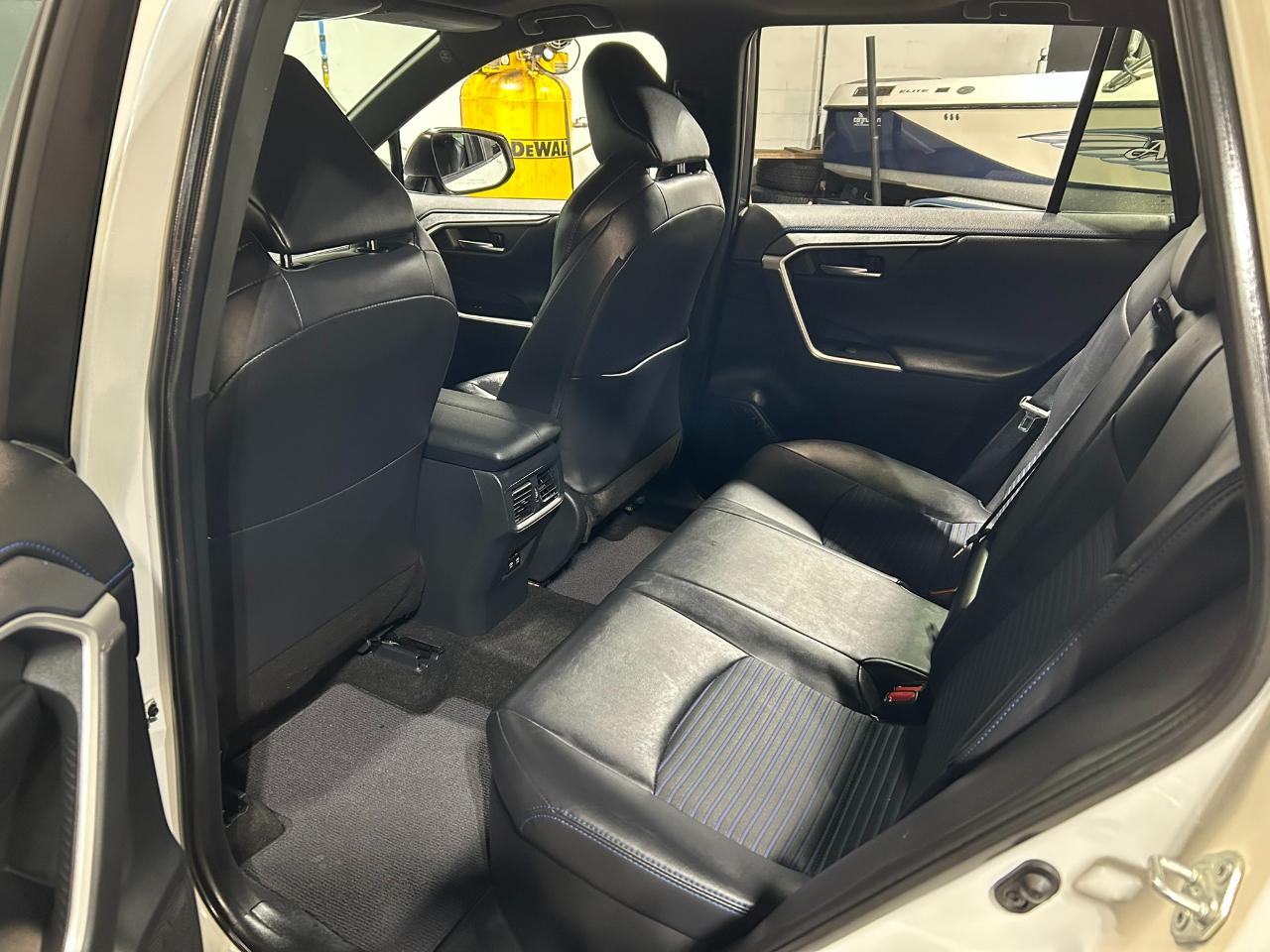 Toyota RAV4 Hybrid XSE 2019