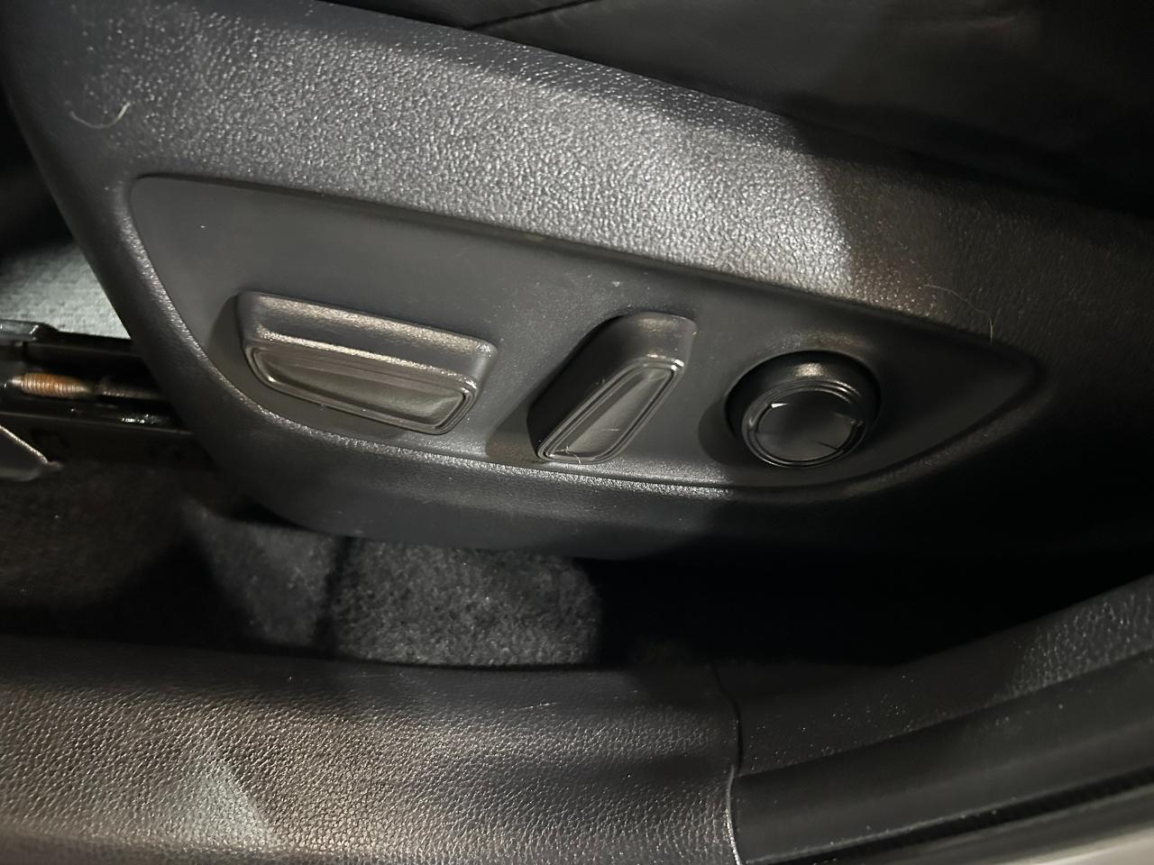 Toyota RAV4 Hybrid XSE 2019