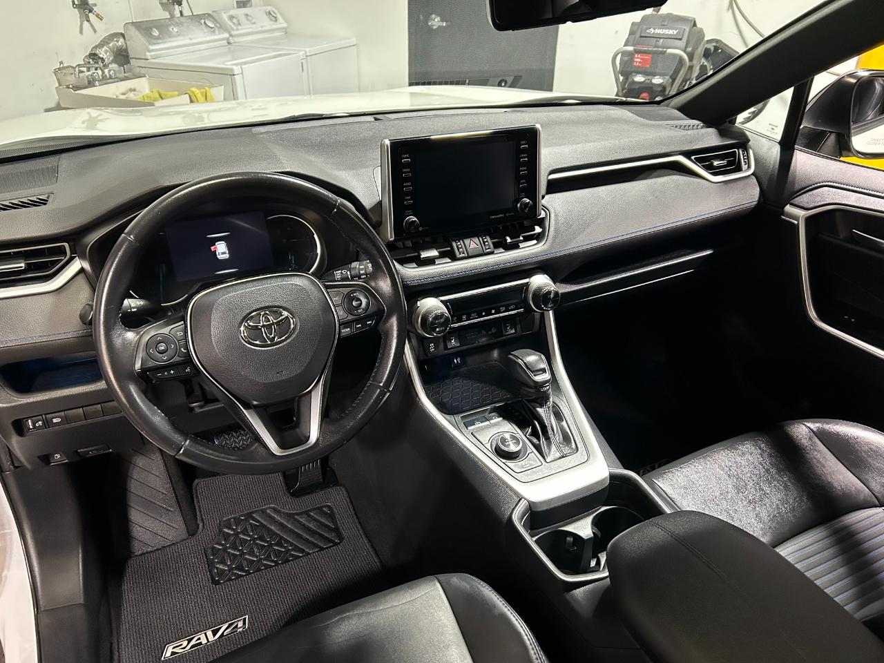 Toyota RAV4 Hybrid XSE 2019