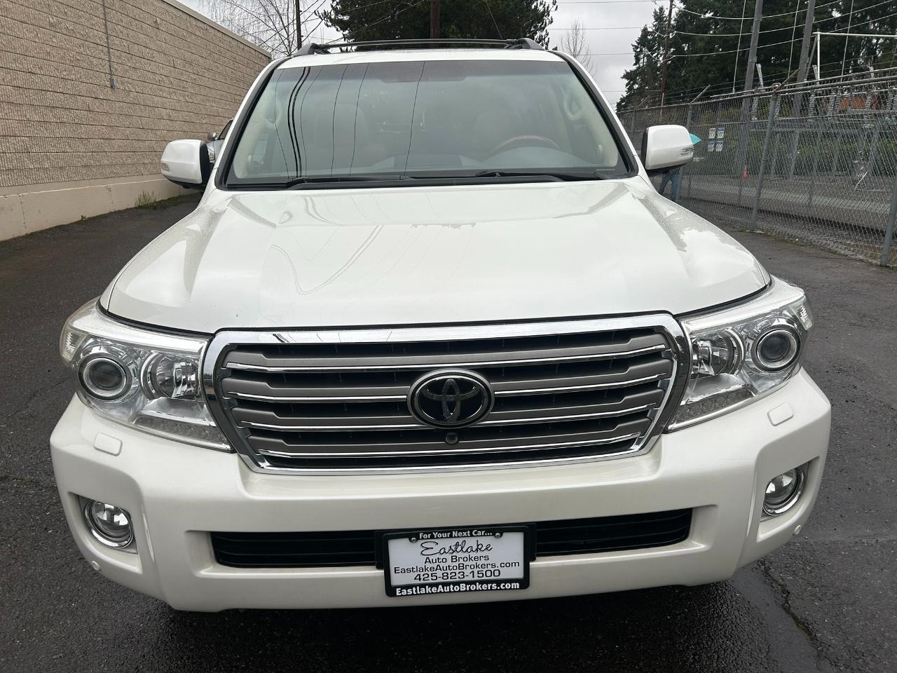 Toyota Land Cruiser 4WD 2013