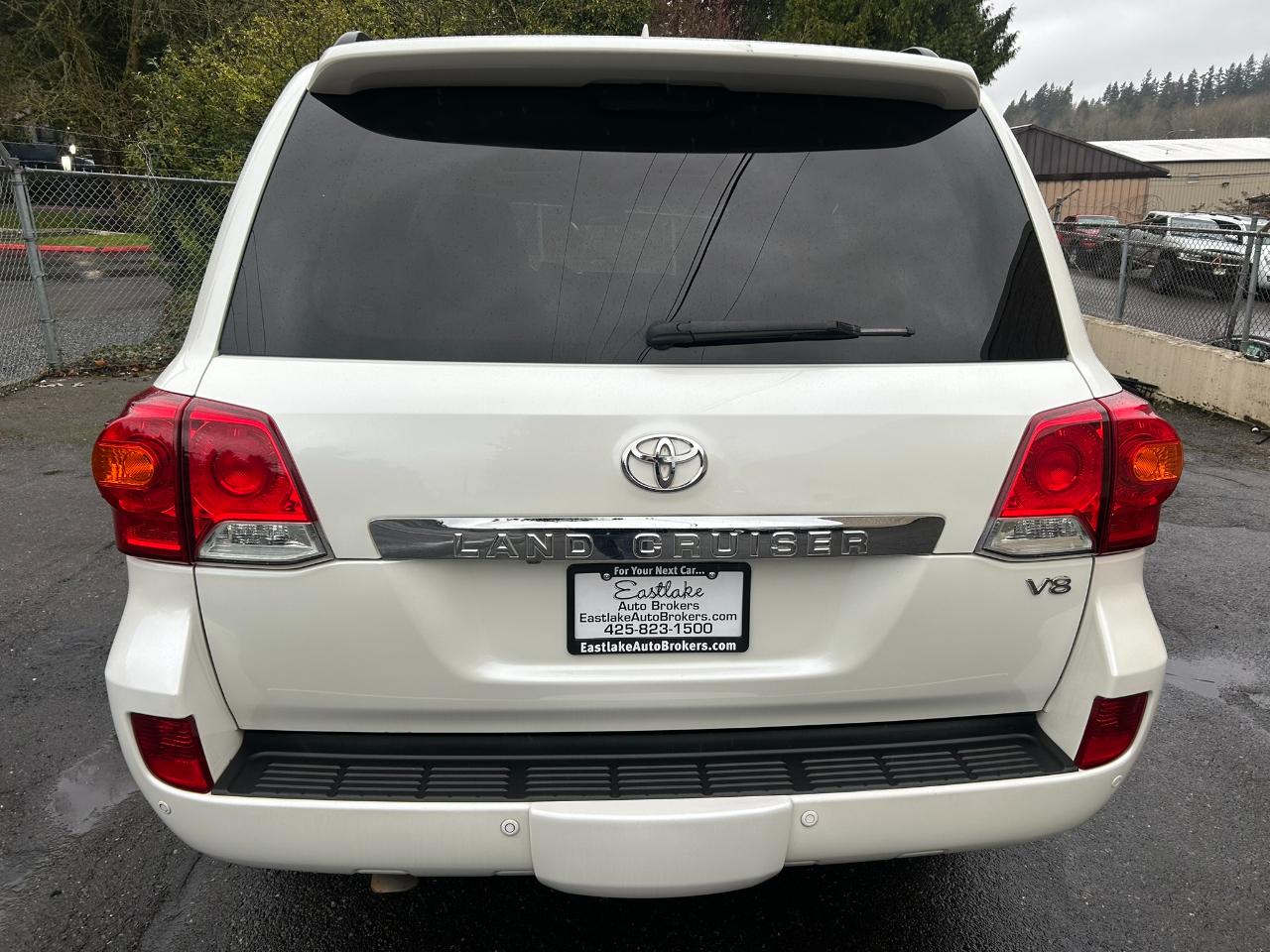 Toyota Land Cruiser 4WD 2013