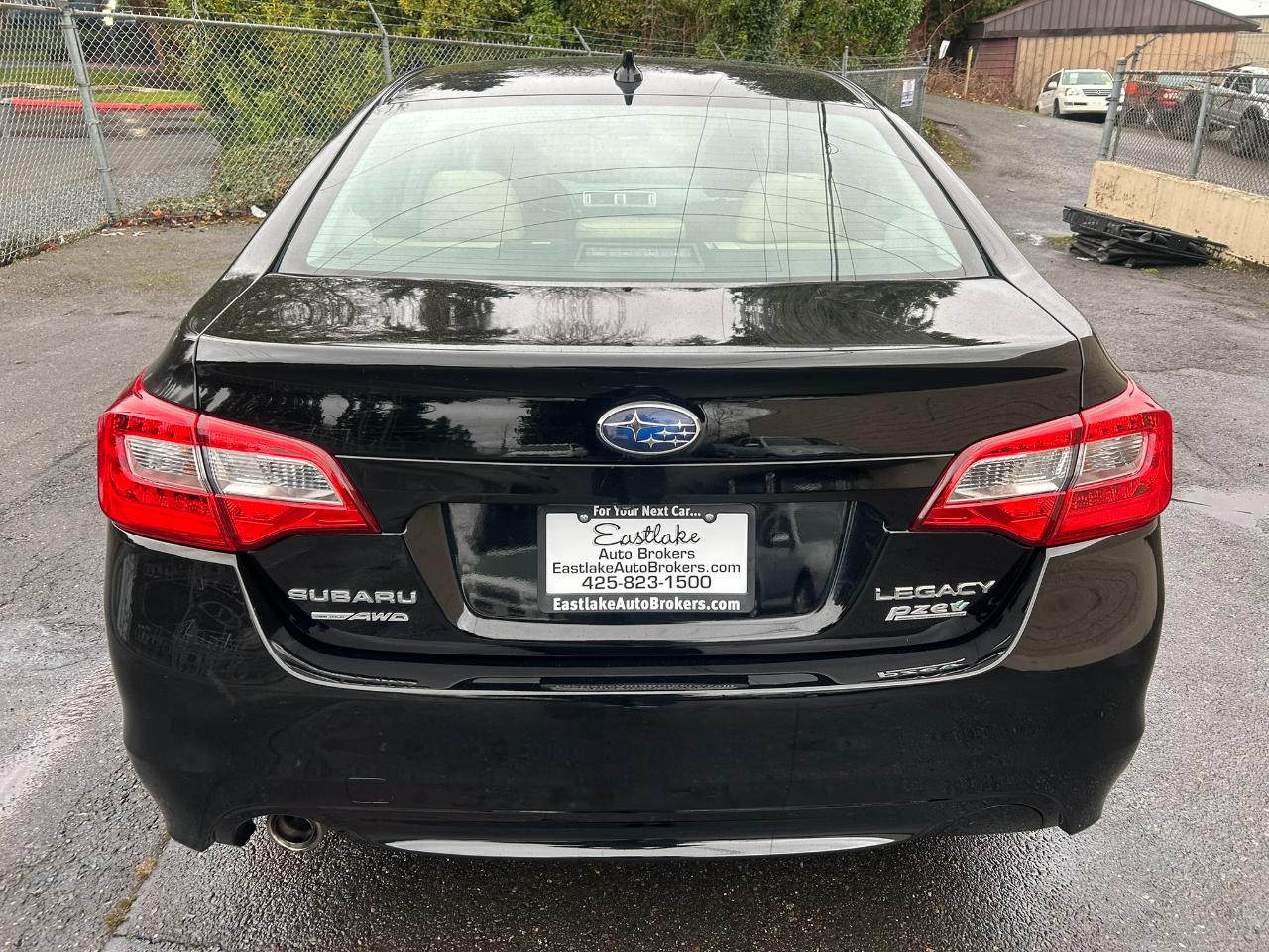 Subaru Legacy 2.5i Limited 2016