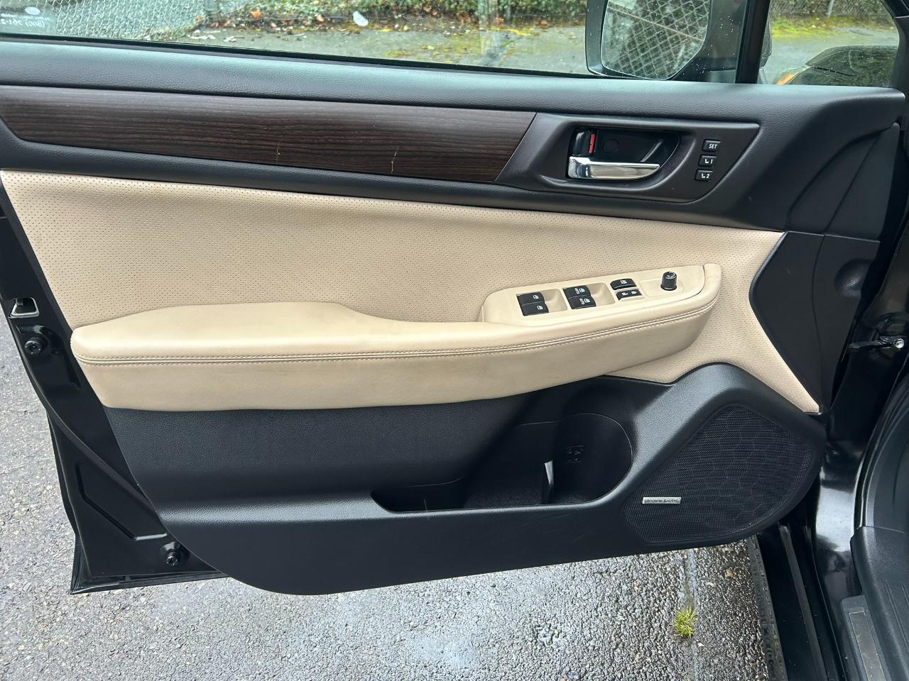 Subaru Legacy 2.5i Limited 2016