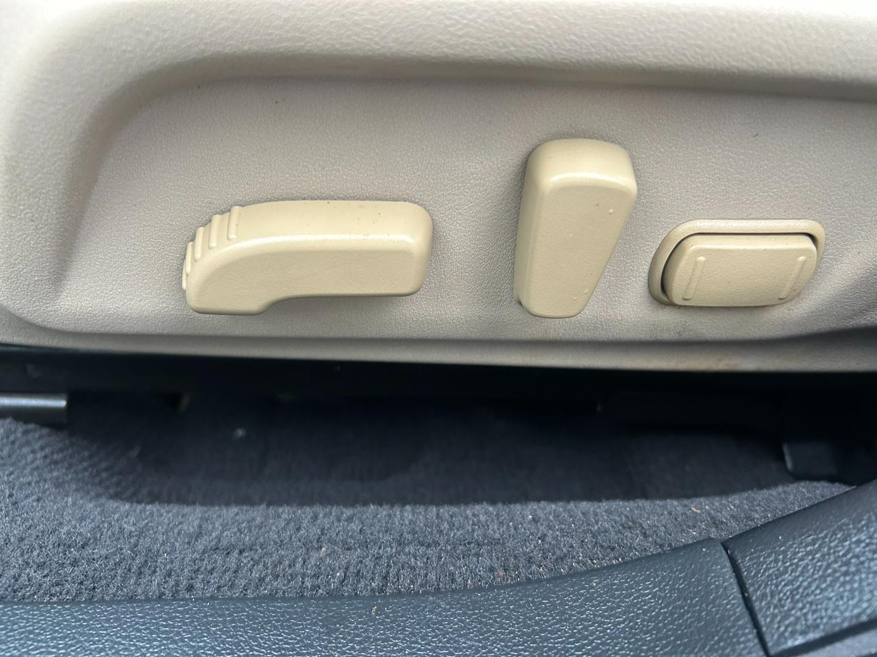 Subaru Legacy 2.5i Limited 2016