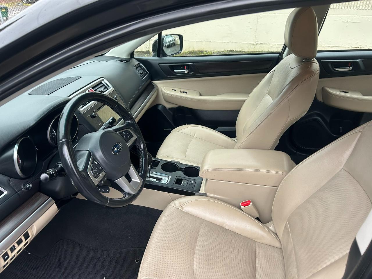 Subaru Legacy 2.5i Limited 2016