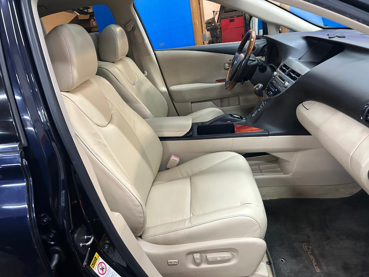 Lexus RX 450h AWD 2010