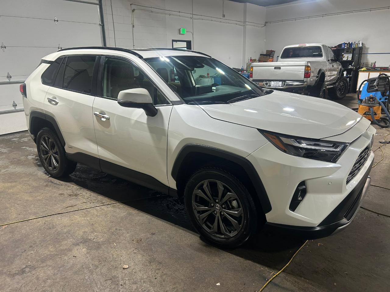 Toyota RAV4 Hybrid Limited 2022