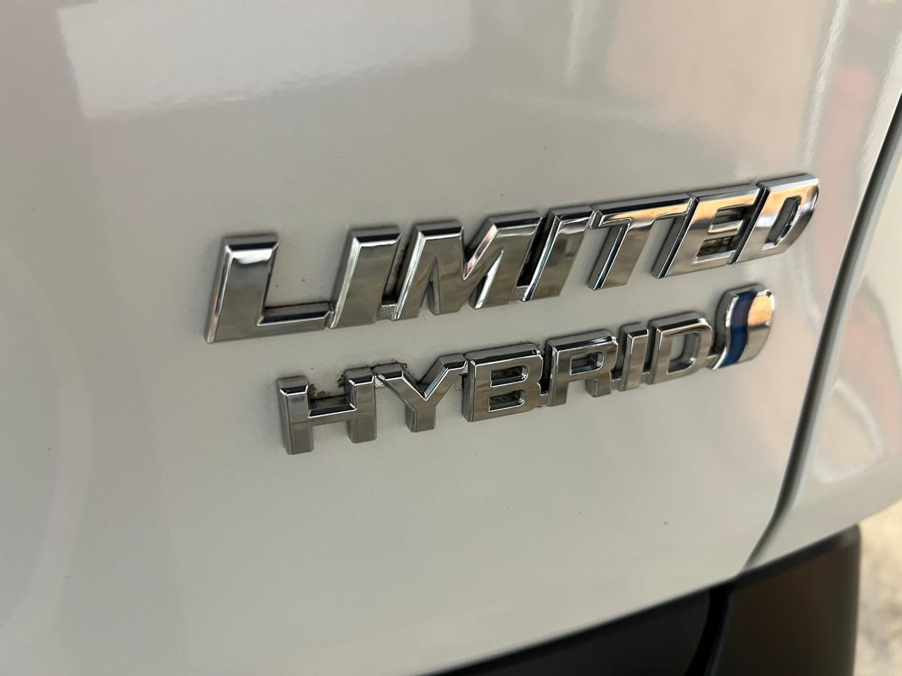 Toyota RAV4 Hybrid Limited 2022