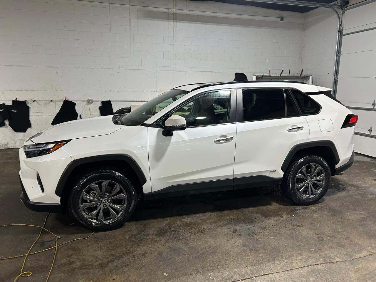 Toyota RAV4 Hybrid Limited 2022