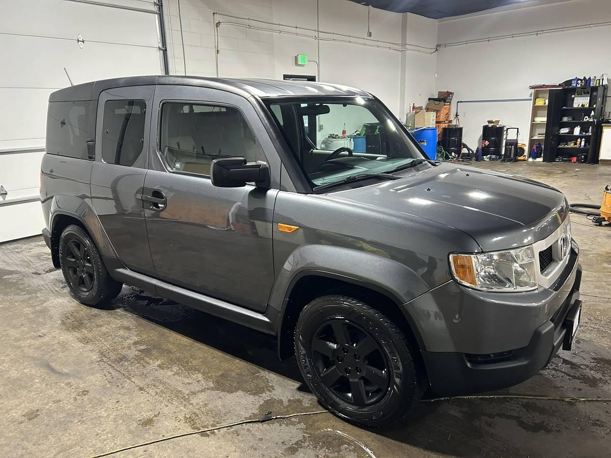 Honda Element EX 4WD AT 2011