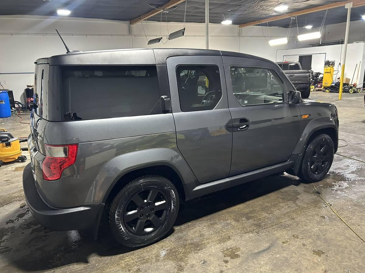 Honda Element EX 4WD AT 2011