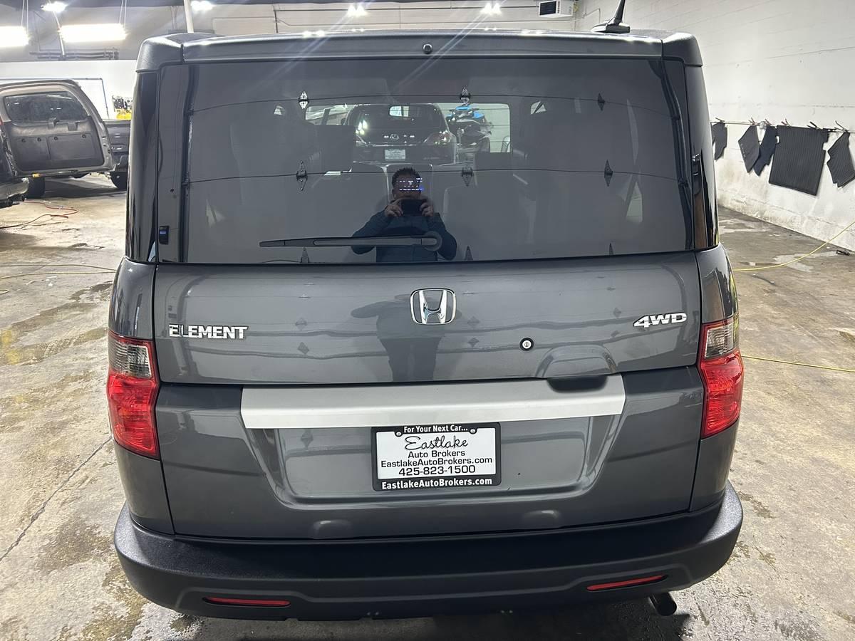 Honda Element EX 4WD AT 2011