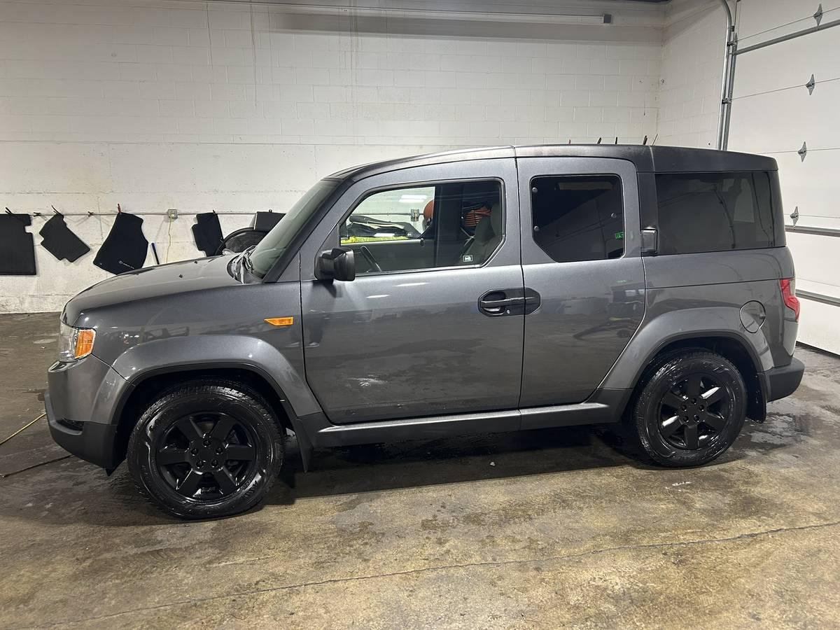 Honda Element EX 4WD AT 2011