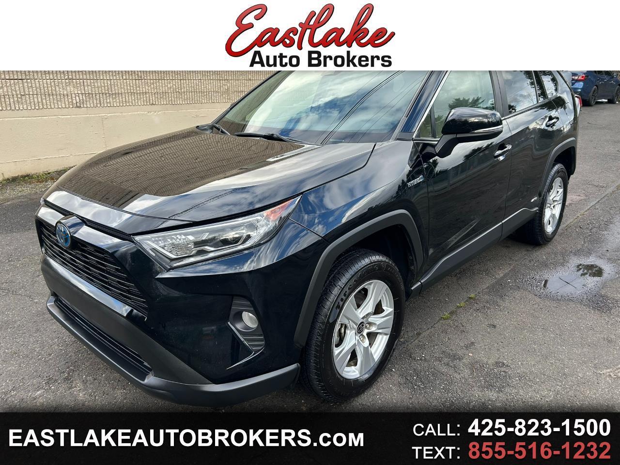 Toyota RAV4 Hybrid XLE 2021