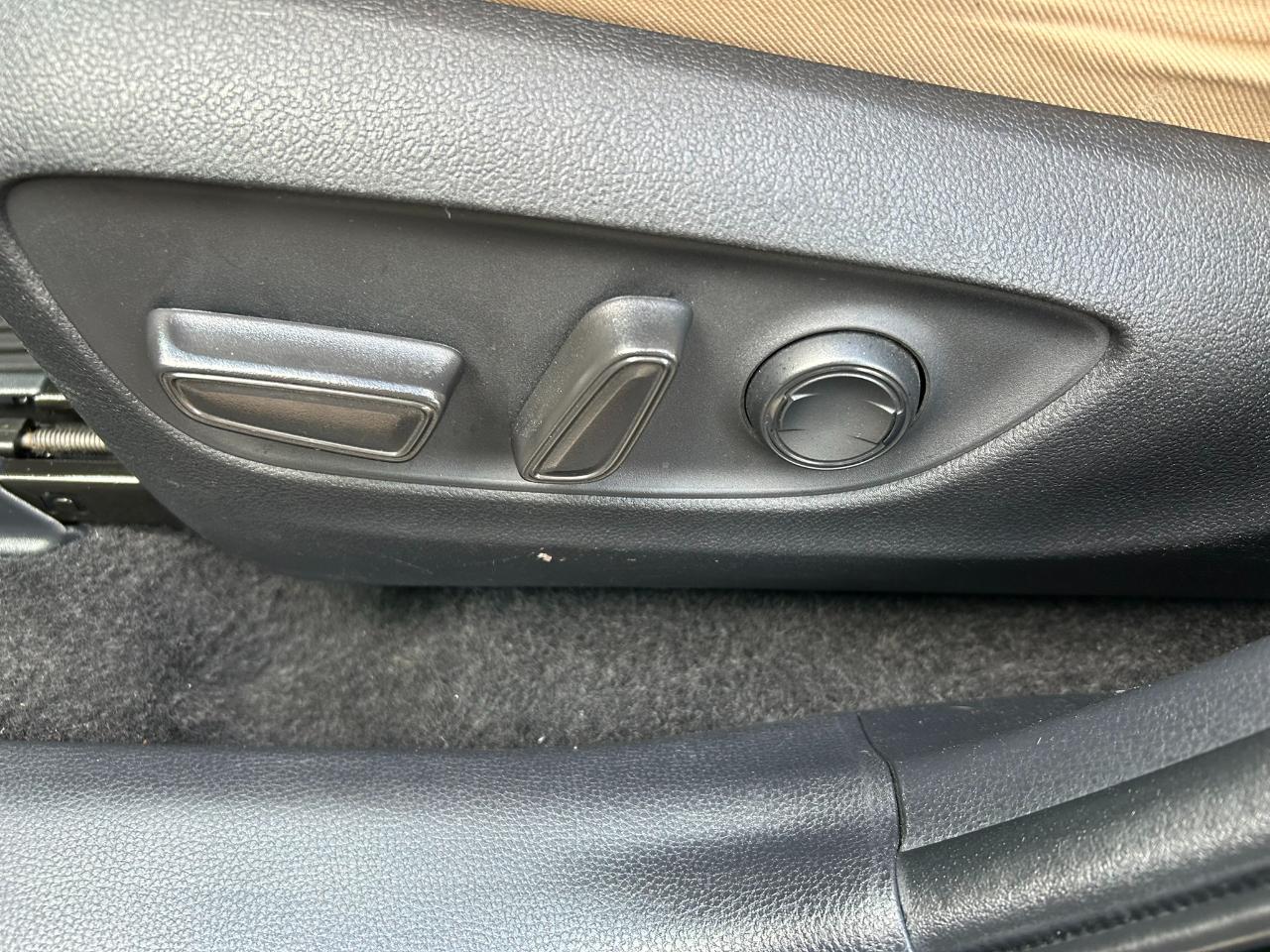 Toyota RAV4 Hybrid XLE 2021