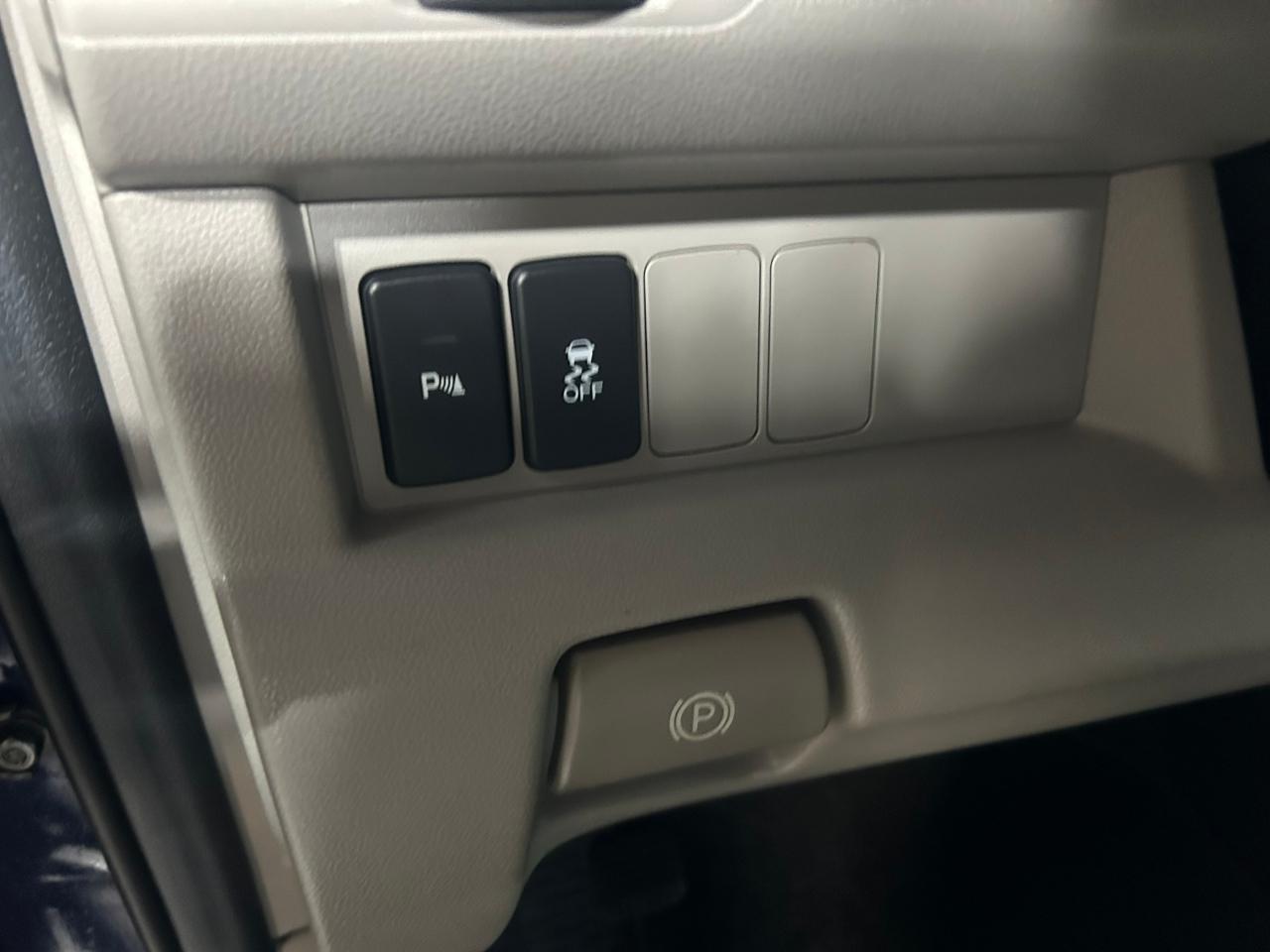 Honda Pilot Touring 4WD 5-Spd AT with DVD 2013