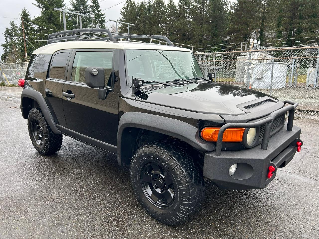 Toyota FJ Cruiser 4WD AT 2010
