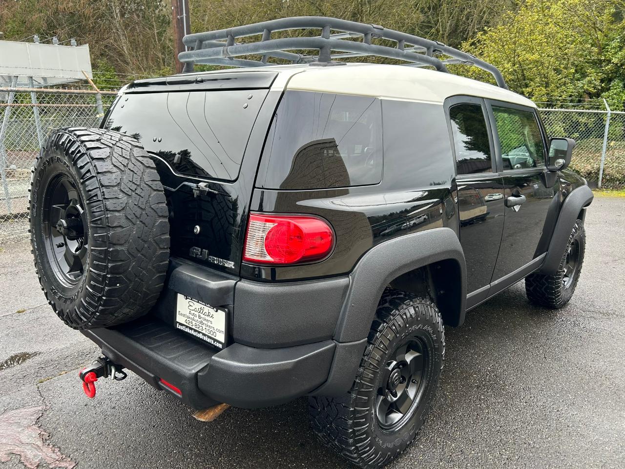 Toyota FJ Cruiser 4WD AT 2010