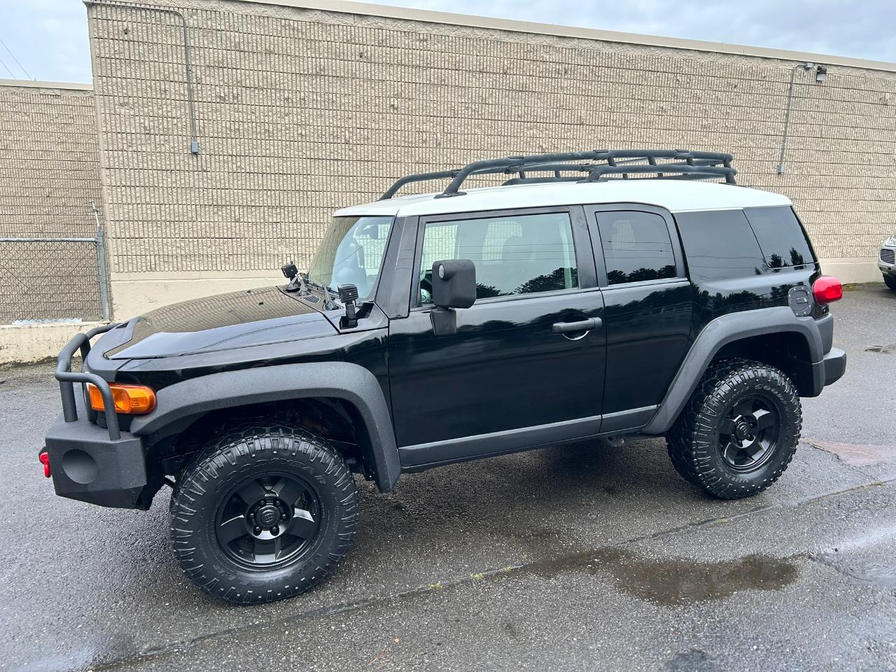 Toyota FJ Cruiser 4WD AT 2010