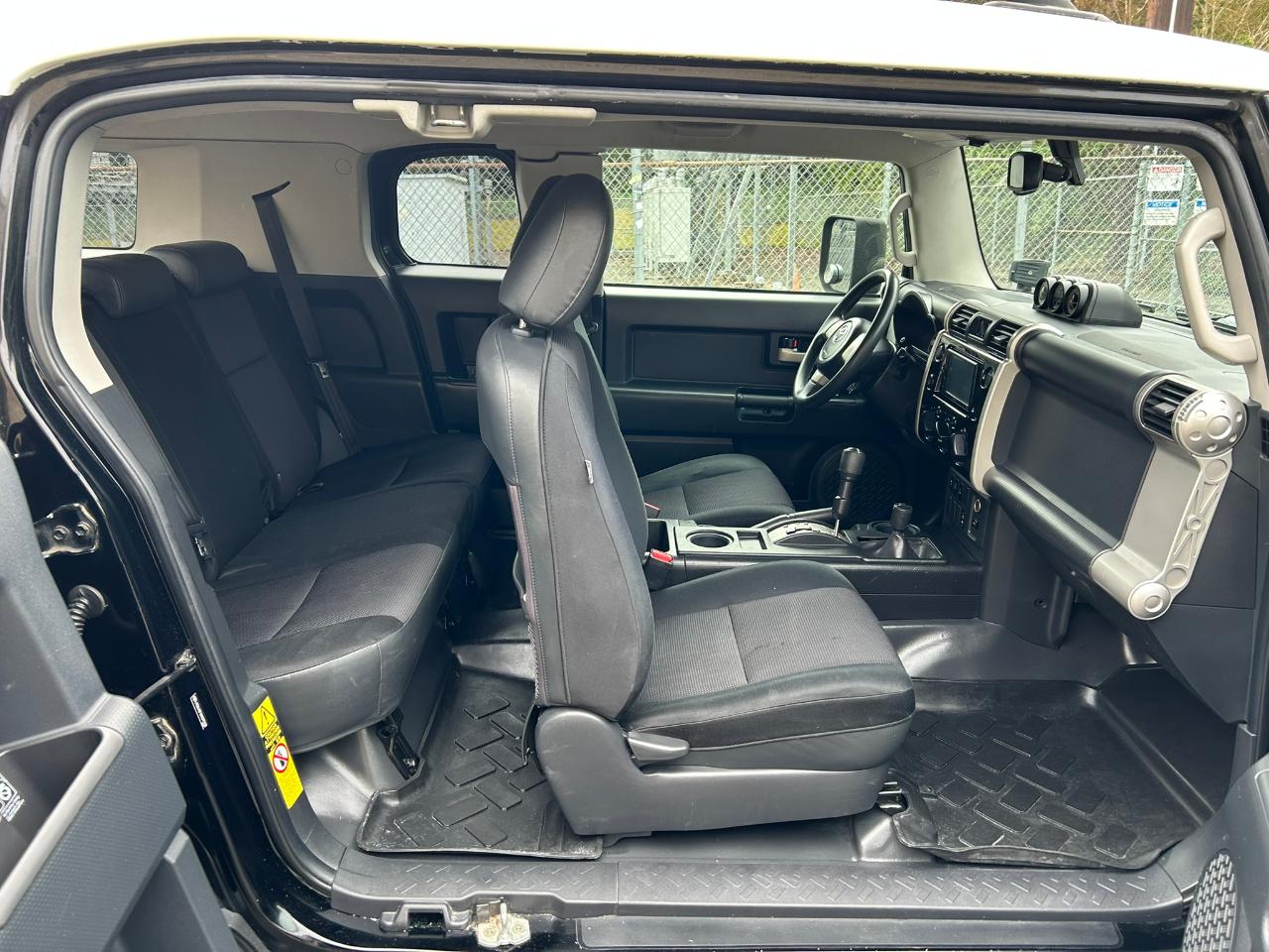 Toyota FJ Cruiser 4WD AT 2010